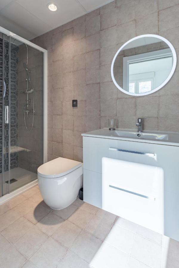 Marvellous Apt With A Large Private Terrace Valenza Esterno foto